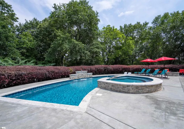 Photo 4 of Single family home for sale at 20 Stonebrook Farm Way, Greenville, SC 29615 | MLS# 1603584 | Listing updated on 2026-09-15