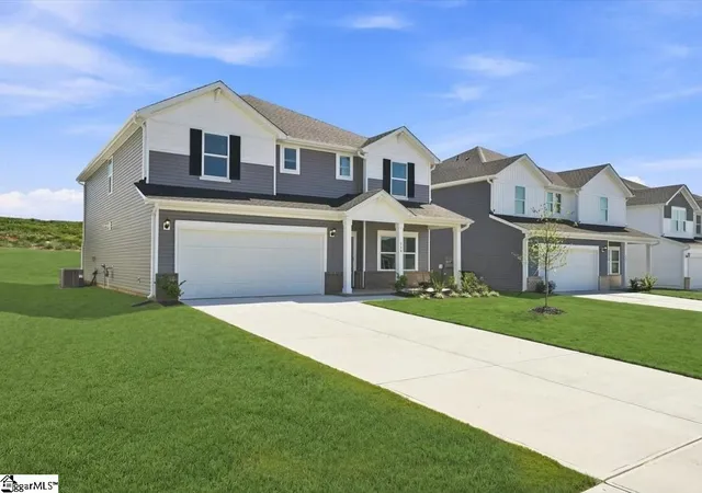 Photo 2 of Single family home for sale at 119 Gibbon Wy, Gray Court, SC 29645 | MLS# 1595449 | Listing updated on 2026-09-02