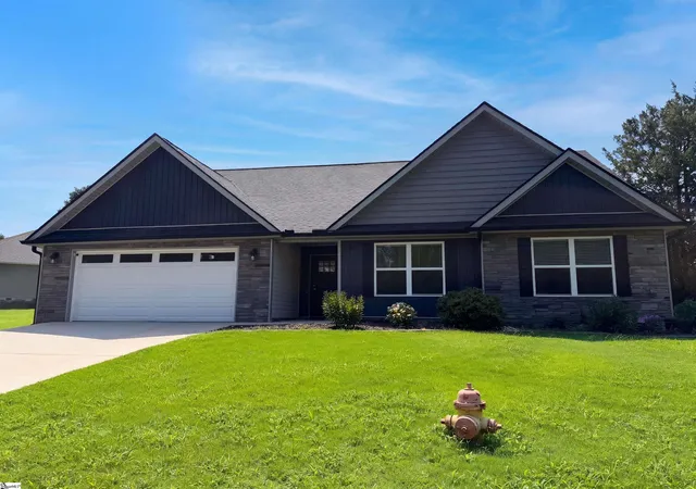 Single family home for sale at 155 Eagle Ridge Dr, Chesnee, SC 29323 | MLS# 1603405 | Listing updated on 2026-09-14