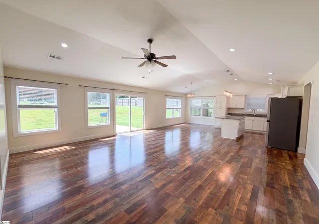 Photo 2 of Single family home for sale at 155 Eagle Ridge Dr, Chesnee, SC 29323 | MLS# 1603405 | Listing updated on 2026-09-14