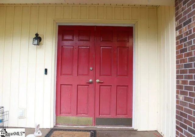 Photo 2 of Single family home for sale at 103 Pine Forest Dr, Easley, SC 29642 | MLS# 1602706 | Listing updated on 2026-09-03