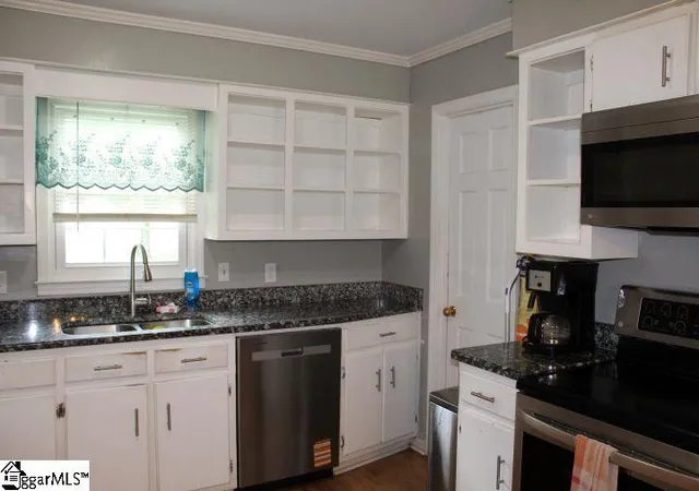 Photo 4 of Single family home for sale at 103 Pine Forest Dr, Easley, SC 29642 | MLS# 1602706 | Listing updated on 2026-09-03