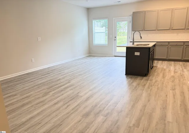 Photo 3 of Sale Pending at 1542 Dockage Wy #Lot 93, Spartanburg, SC 29306 | MLS# 1584801 | Listing updated on 2026-09-16