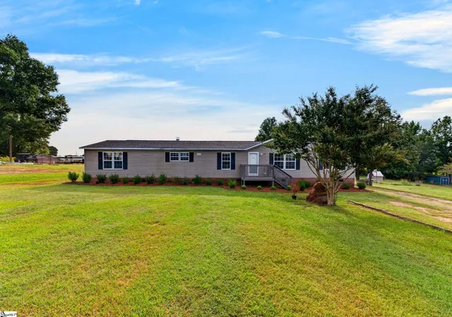 Photo 1 of Manufactured home for sale at 3717 Pennington Rd, Greer, SC 29651 | MLS# 1606462 | Listing updated on 2026-10-13