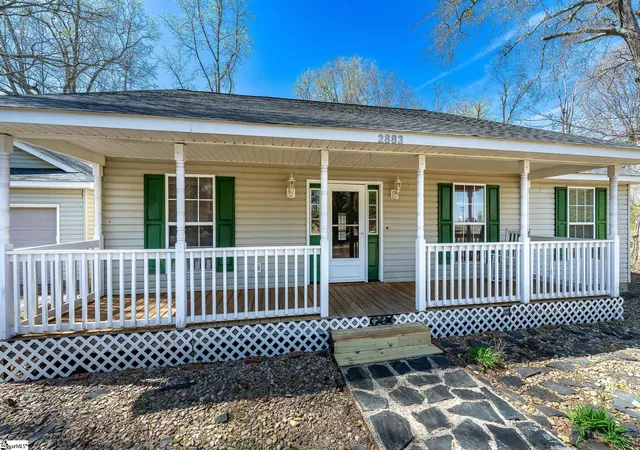 Photo 2 of Single family home for sale at 2883 N Highway 101, Greer, SC 29651 | MLS# 1603038 | Listing updated on 2026-09-08