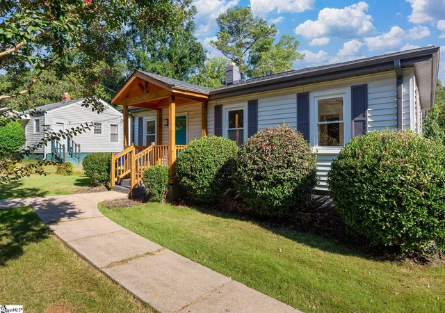 Photo 3 of Single family home for sale at 111 Tuskegee Ave, Greenville, SC 29607 | MLS# 1603895 | Listing updated on 2026-09-26