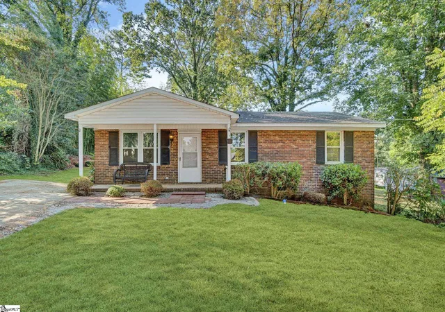Photo 1 of Single family home for sale at 19 Stevenson Ln, Greenville, SC 29611 | MLS# 1603132 | Listing updated on 2026-09-08