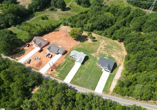 Photo 3 of Single family home for sale at 502 Hellams Rd, Gray Court, SC 29645 | MLS# 1593559 | Listing updated on 2026-09-02