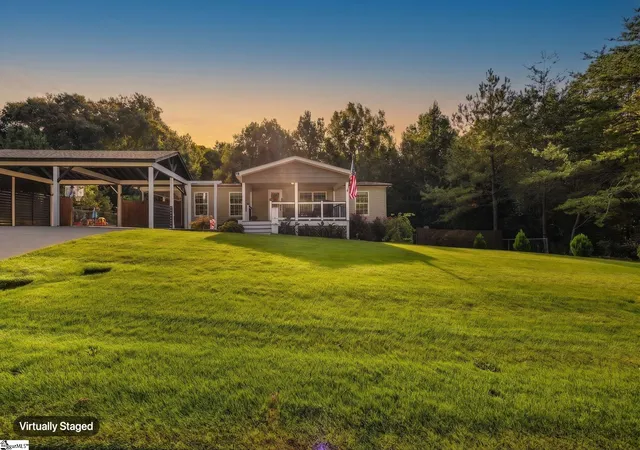 Photo 2 of Manufactured home for sale at 107 Fielding Ln, Fountain Inn, SC 29644 | MLS# 1604267 | Listing updated on 2026-09-26