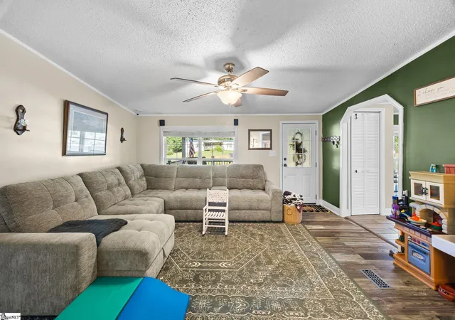 Photo 4 of Manufactured home for sale at 107 Fielding Ln, Fountain Inn, SC 29644 | MLS# 1604267 | Listing updated on 2026-09-26