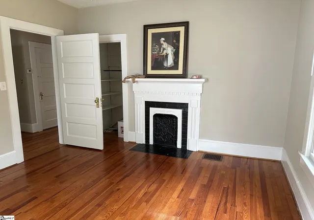 Photo 3 of Single family home for sale at 108 Moreland Ave, Laurens, SC 29360 | MLS# 1603738 | Listing updated on 2026-09-14