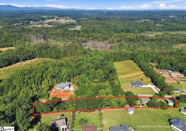 Photo 4 of Sale Pending at 1360 Old Ml Rd, Campobello, SC 29322 | MLS# 1605734 | Listing updated on 2026-10-19