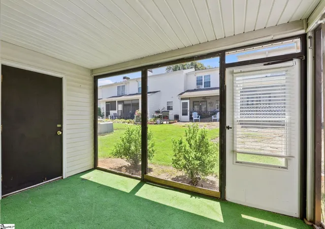 Photo 2 of Sale Pending at 4 Birchview St, Taylors, SC 29687 | MLS# 1604627 | Listing updated on 2026-10-24
