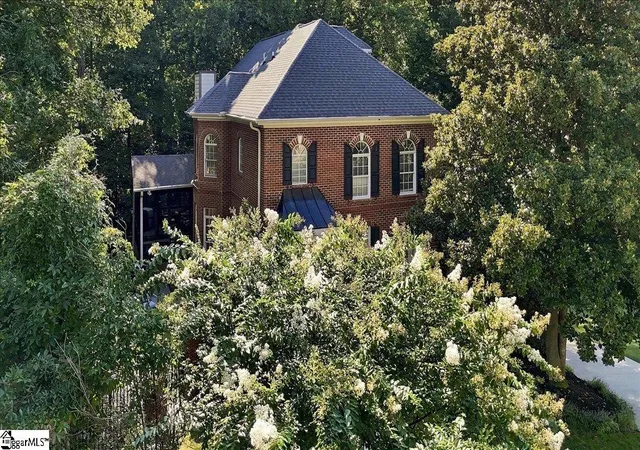 Photo 3 of Single family home for sale at 309 Chancellors Park Ct, Simpsonville, SC 29681 | MLS# 1602773 | Listing updated on 2026-09-02