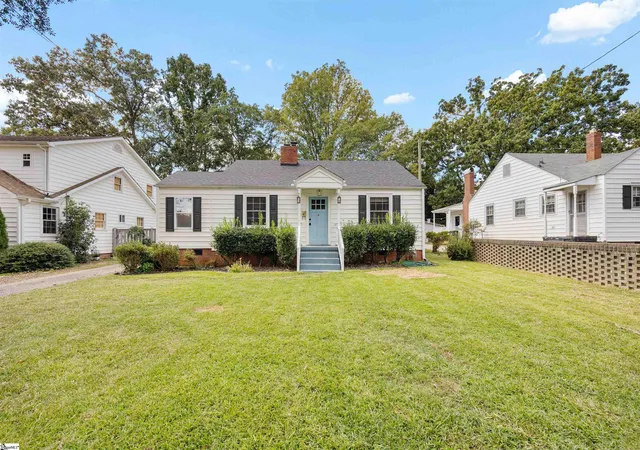 Photo 1 of Single family home for sale at 14 Tabor St, Greenville, SC 29609 | MLS# 1605628 | Listing updated on 2026-10-22