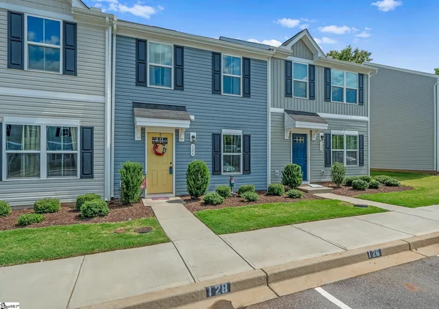 Photo 1 of Townhouse for sale at 126 Fernside Ct, Greenville, SC 29617 | MLS# 1603550 | Listing updated on 2026-09-11