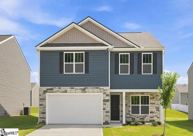 Photo 1 of Single family home for sale at 114 Cades Cove Dr, Greenwood, SC 29646 | MLS# 1589073 | Listing updated on 2026-10-01