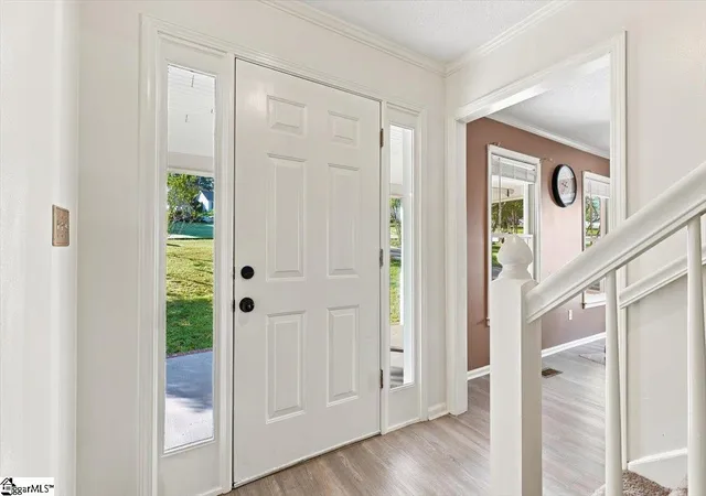 Photo 4 of Single family home for sale at 301 Mountain View Ct, Greenville, SC 29611 | MLS# 1603686 | Listing updated on 2026-09-20