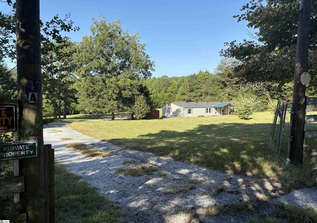 Photo 2 of Manufactured home for sale at 347a Shelton Rd, Travelers Rest, SC 29690 | MLS# 1603404 | Listing updated on 2026-09-10