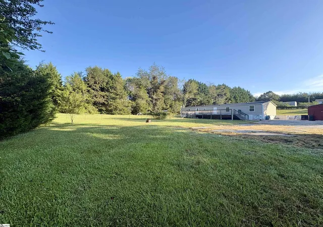 Photo 4 of Manufactured home for sale at 347a Shelton Rd, Travelers Rest, SC 29690 | MLS# 1603404 | Listing updated on 2026-09-10