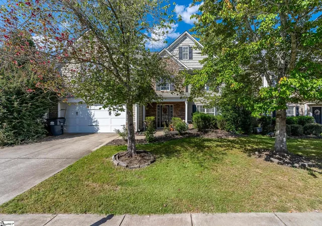 Photo 3 of Single family home for sale at 110 Ashington Dr, Simpsonville, SC 29680 | MLS# 1605626 | Listing updated on 2026-10-21