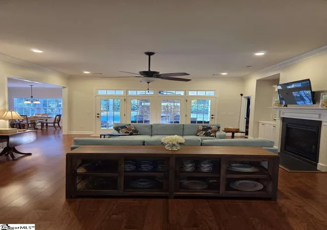 Photo 3 of Single family home for sale at 20 Wiscasset Way, Greenville, SC 29615 | MLS# 1606343 | Listing updated on 2026-10-26