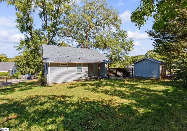 Photo 22 of Single family home for sale at 37 Ross St, Greenville, SC 29611 | MLS# 1605432 | Listing updated on 2026-10-22