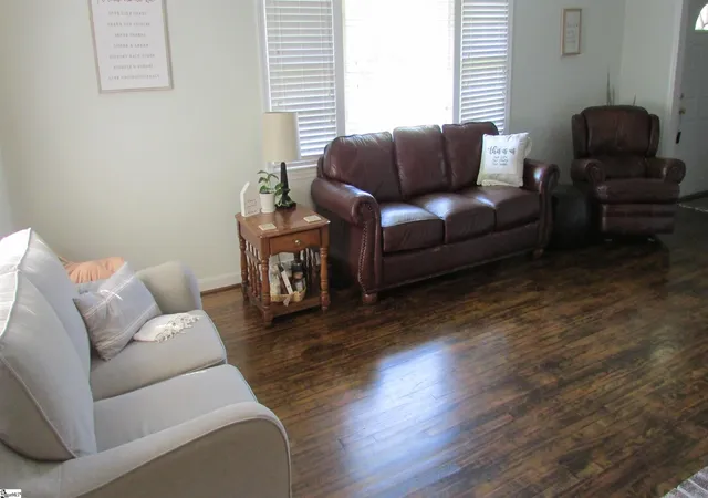 Photo 2 of Single family home for sale at 1071 Bethel Church Rd, Laurens, SC 29360 | MLS# 1603312 | Listing updated on 2026-09-09