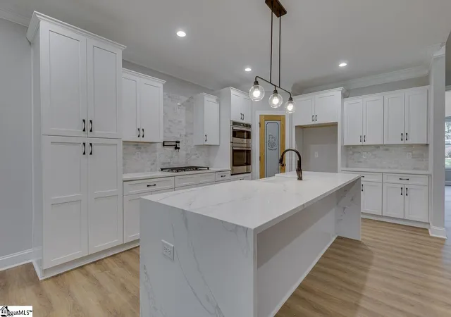 Photo 2 of Single family home for sale at 513 Quail Hollow Rd, Anderson, SC 29621 | MLS# 1601774 | Listing updated on 2026-09-09