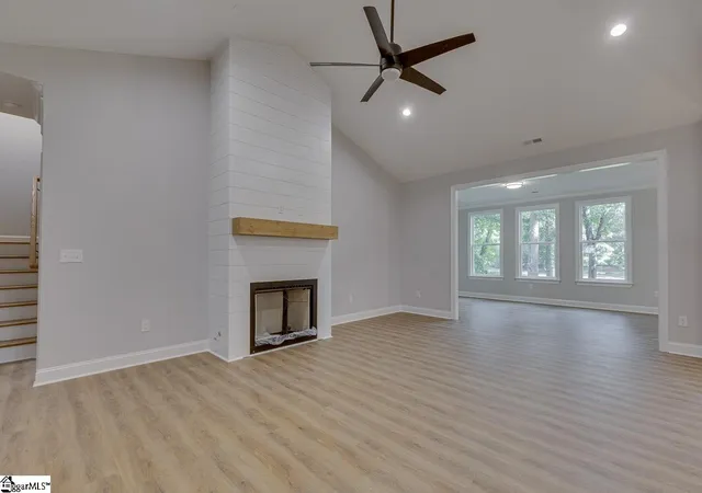 Photo 3 of Single family home for sale at 513 Quail Hollow Rd, Anderson, SC 29621 | MLS# 1601774 | Listing updated on 2026-09-09
