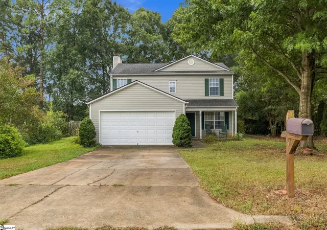 Photo 1 of Single family home for sale at 18 Reedy River Way, Greenville, SC 29605 | MLS# 1605056 | Listing updated on 2026-10-05