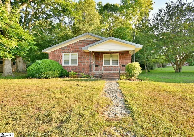 Photo 1 of Single family home for sale at 239 Eastbrook Dr, Woodruff, SC 29388 | MLS# 1602600 | Listing updated on 2026-09-02