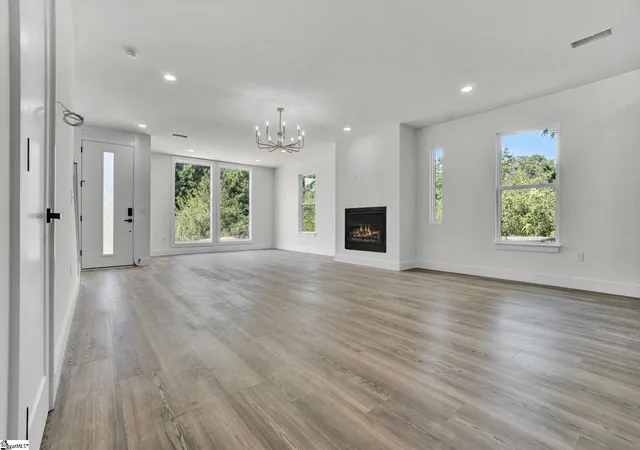 Photo 3 of Single family home for sale at 18 James Shaver Trl, Greenville, SC 29607 | MLS# 1606162 | Listing updated on 2026-10-26