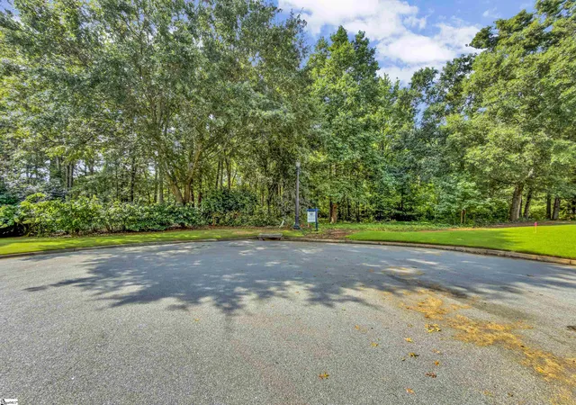 Land for sale at 6 Peters Crk Ct, Simpsonville, SC 29681 | MLS# 1603772