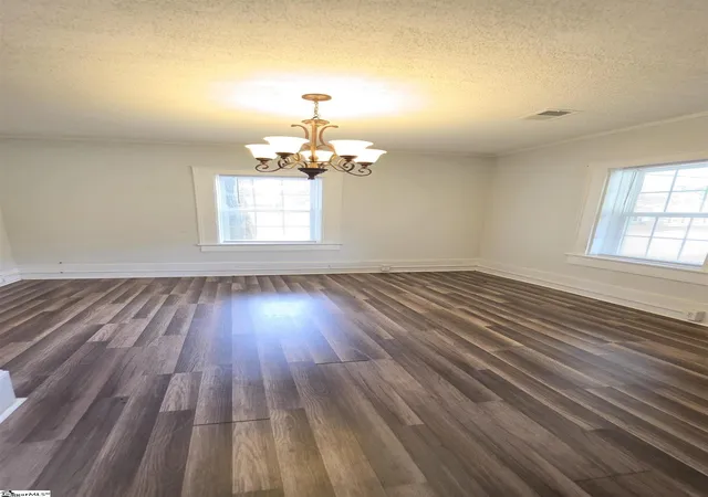 Photo 3 of Single family home for sale at 613 S Converse St, Spartanburg, SC 29306 | MLS# 1605917 | Listing updated on 2026-10-06