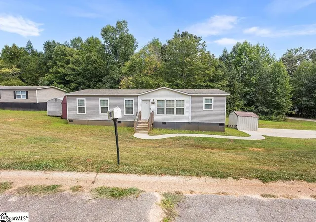 Photo 1 of Manufactured home for sale at 200 Eva Plz, Easley, SC 29640 | MLS# 1603255 | Listing updated on 2026-09-09