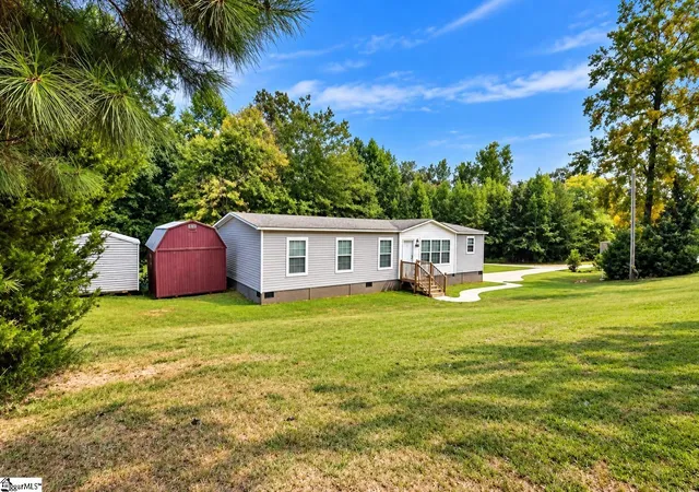 Photo 2 of Manufactured home for sale at 200 Eva Plz, Easley, SC 29640 | MLS# 1603255 | Listing updated on 2026-10-22