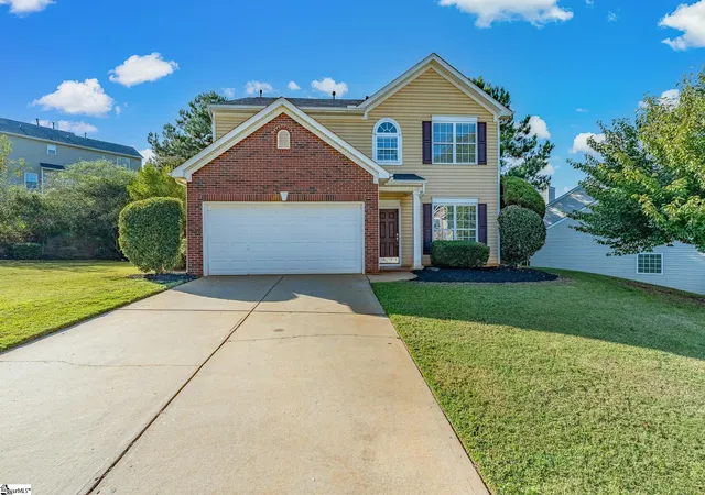Photo 1 of Single family home for sale at 105 Wild Dogwood Way, Greenville, SC 29605 | MLS# 1605929 | Listing updated on 2026-10-07