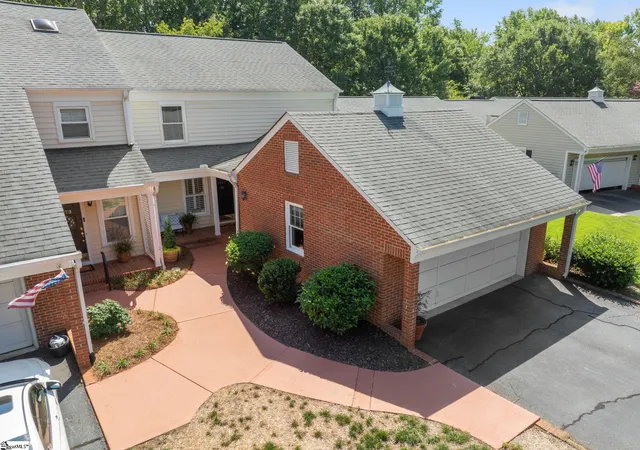 Photo 3 of Townhouse for sale at 1272 Shadow Way, Greenville, SC 29615 | MLS# 1602731 | Listing updated on 2026-09-13