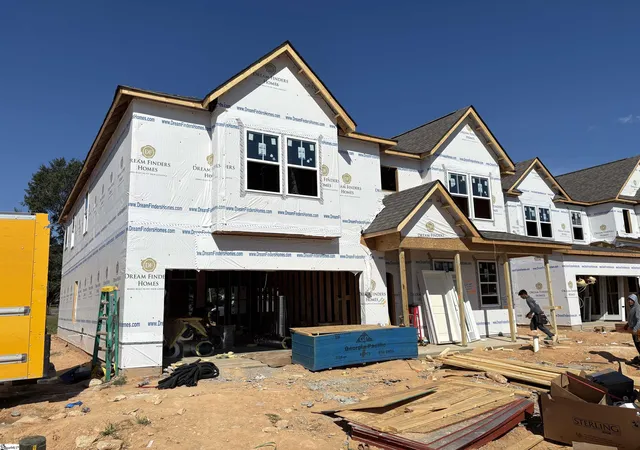Photo 2 of Single family home for sale at 409 Simpson Farm Rd, Simpsonville, SC 29681 | MLS# 1603684 | Listing updated on 2026-09-13