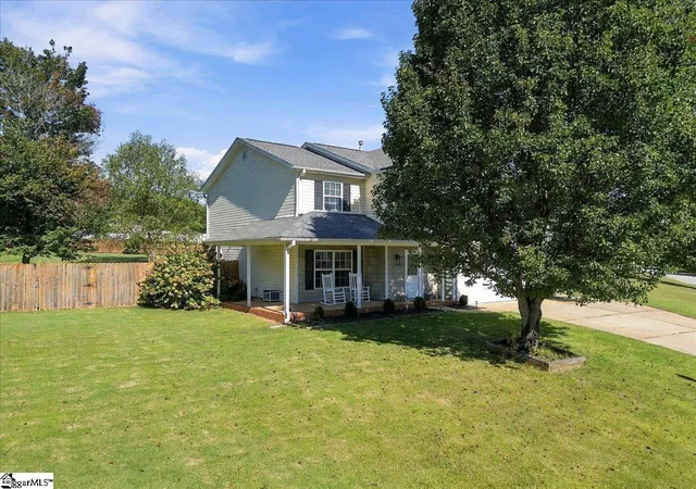 Photo 2 of Single family home for sale at 11 Corey Way, Travelers Rest, SC 29690 | MLS# 1606174 | Listing updated on 2026-10-26