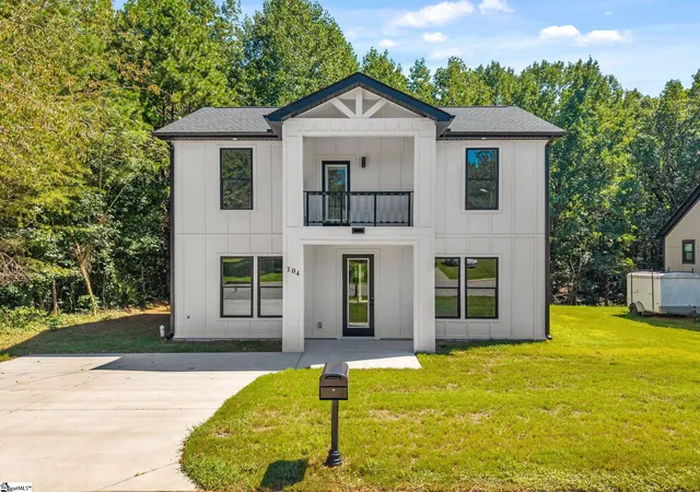Single family home for sale at 104 Backwater Way, Greenville, SC 29611 | MLS# 1603685