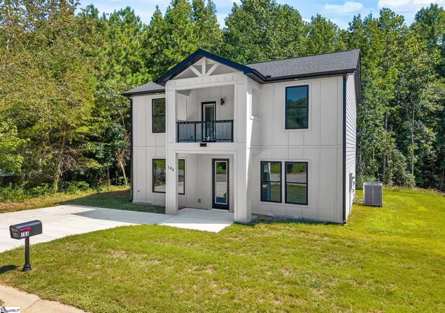 Photo 2 of Single family home for sale at 104 Backwater Way, Greenville, SC 29611 | MLS# 1603685 | Listing updated on 2026-09-12