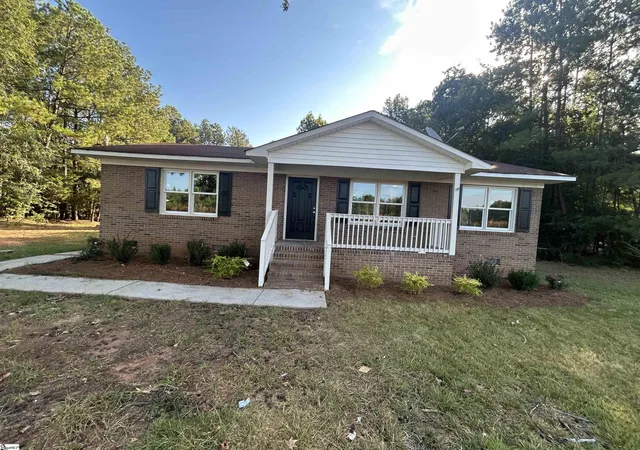 Photo 1 of Single family home for sale at 1441 Double A Trl, Clinton, SC 29325 | MLS# 1604208 | Listing updated on 2026-09-18