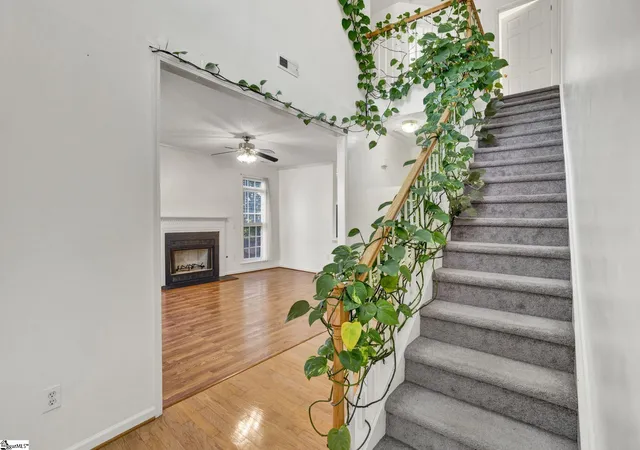 Photo 2 of Single family home for sale at 8 Boysenberry Dr, Taylors, SC 29687 | MLS# 1606020 | Listing updated on 2026-10-21
