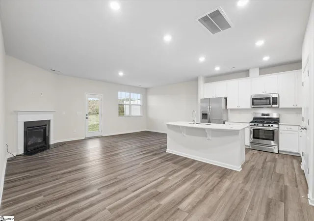 Photo 3 of Townhouse for sale at 320 E Compass Way, Easley, SC 29640 | MLS# 1605312 | Listing updated on 2026-10-02