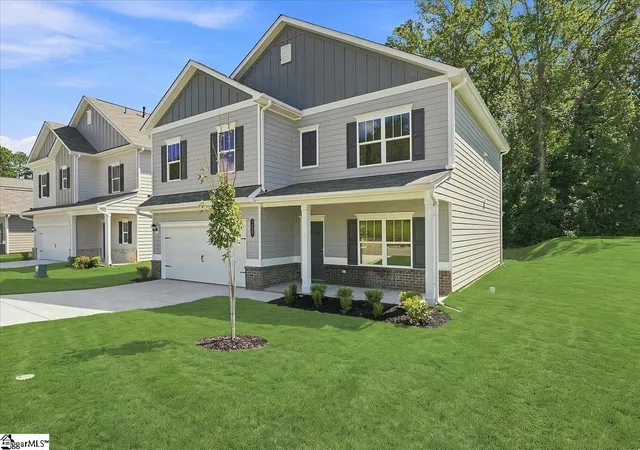 Photo 3 of Single family home for sale at 1227 Canterfield Pl, Spartanburg, SC 29307 | MLS# 1596579 | Listing updated on 2026-10-07