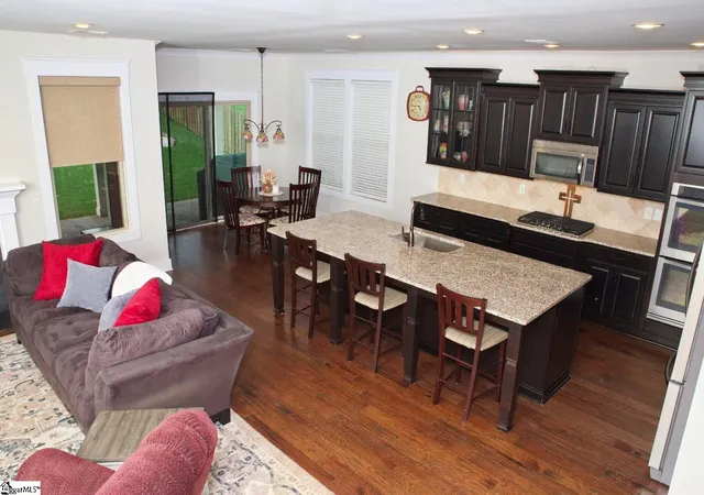 Photo 2 of Sale Pending at 109 Martele Ct, Simpsonville, SC 29680 | MLS# 1604206 | Listing updated on 2026-09-22