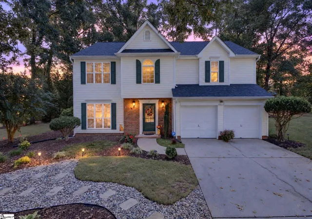 Photo 1 of Single family home for sale at 3 Watercrest Ct, Simpsonville, SC 29680 | MLS# 1605657 | Listing updated on 2026-10-22