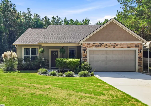 Photo 1 of Single family home for sale at 106 Charlie Rd, Liberty, SC 29657 | MLS# 1602883 | Listing updated on 2026-09-08